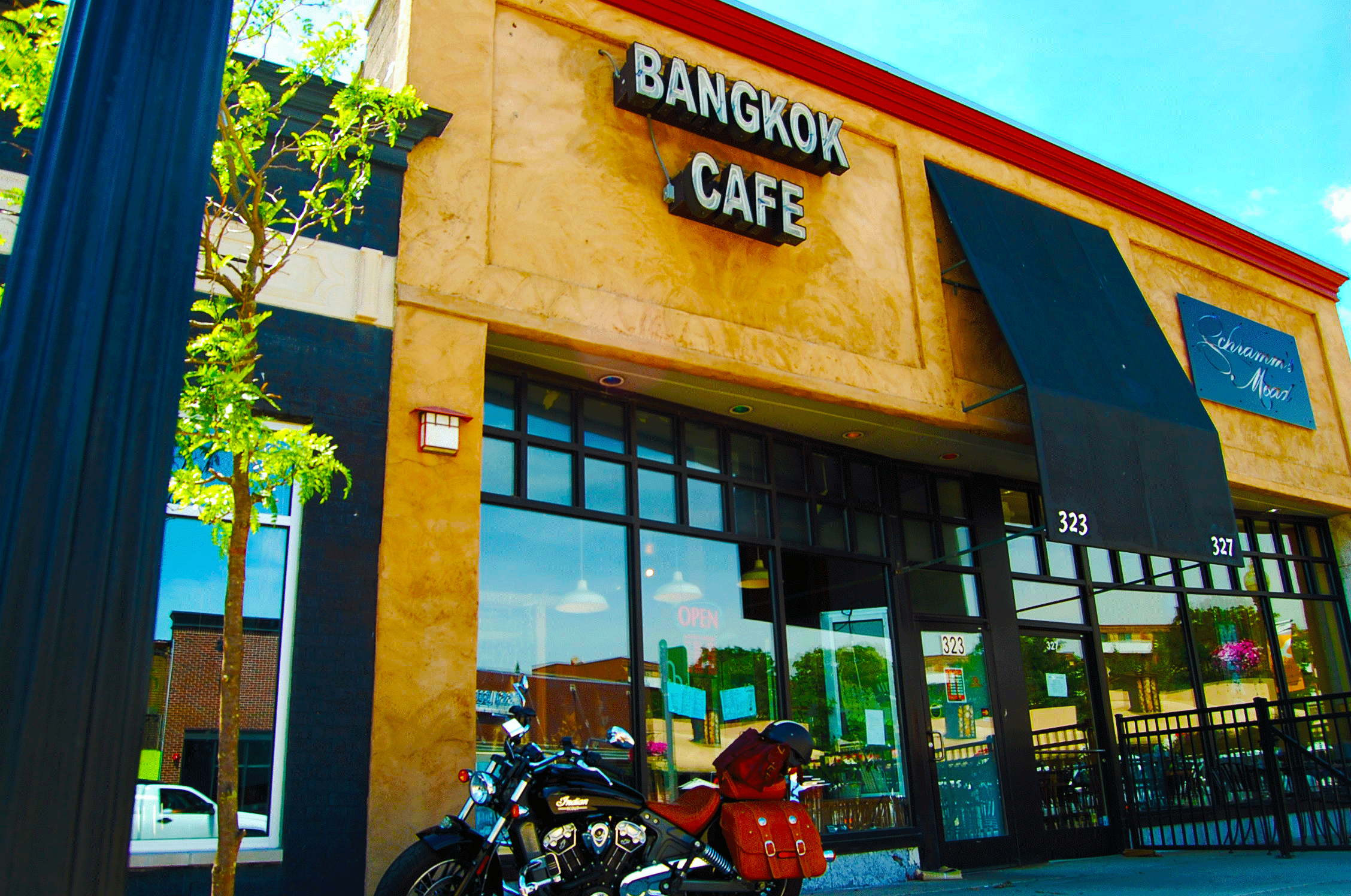 bangkok-cafe-downtown-ferndale